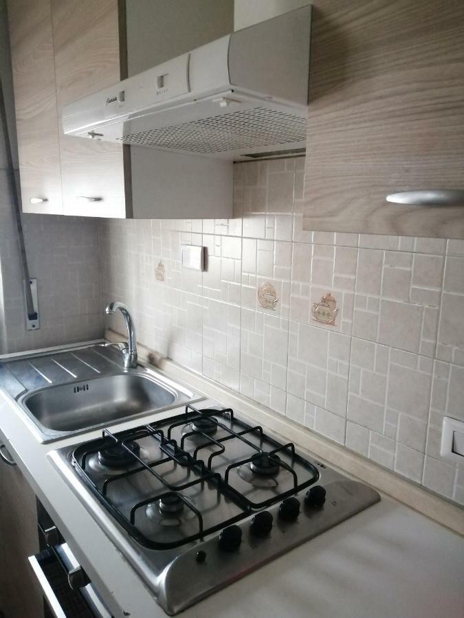 Apartamento La Casa Di Fiore Asti Exterior foto